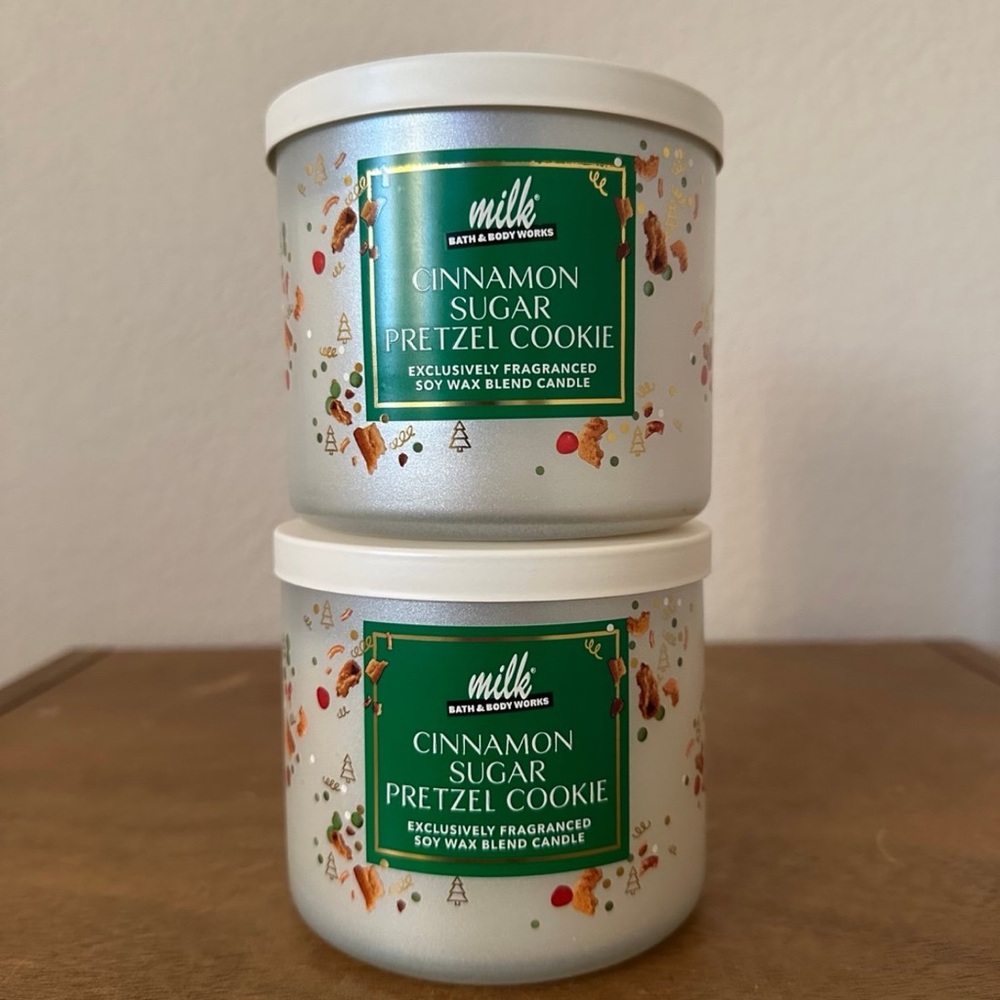 X2 bath and body works Cinnamon Sugar Pretzel Cookie 3 wick Candles NEW